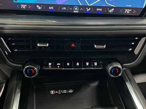 Used 2025 Chevrolet Suburban RST w/ Comfort Package image 27