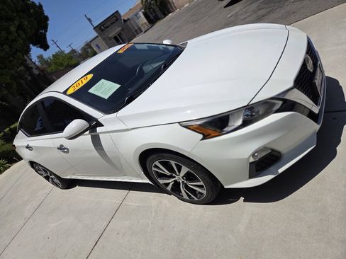 Used 2019 Nissan Altima 2.5 S FWD image 34