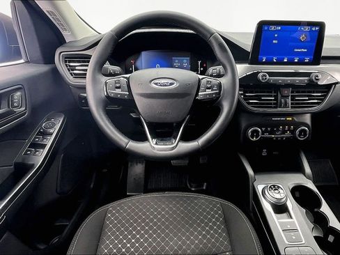 Certified 2023 Ford Escape Active AWD/4WD image 5