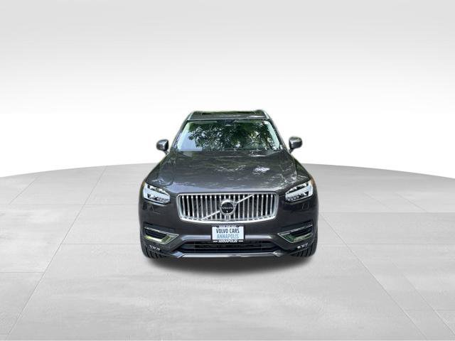 Certified 2024 Volvo XC90 B5 Plus AWD/4WD image 3
