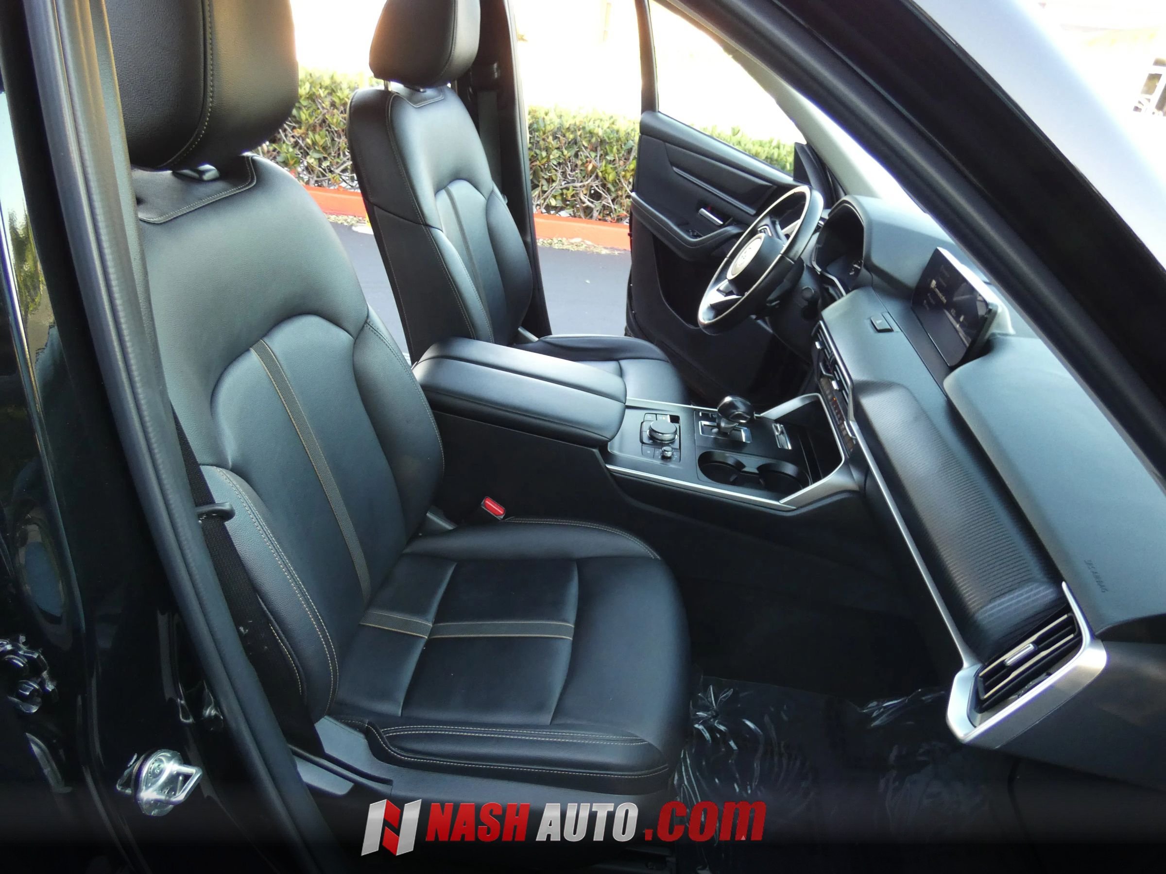 Used 2024 MAZDA CX-90 3.3 Turbo w/ Select Package AWD/4WD image 27