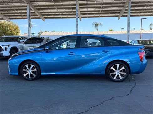 Used 2018 Toyota Mirai image 9