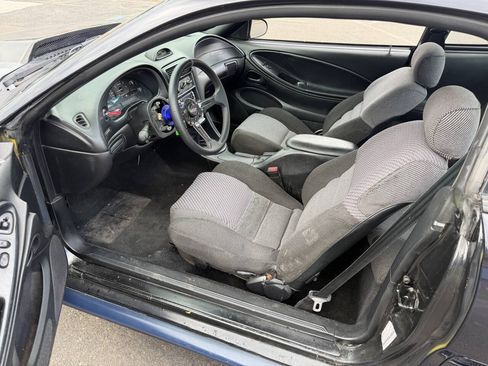 Used 1994 Ford Mustang GT RWD image 12