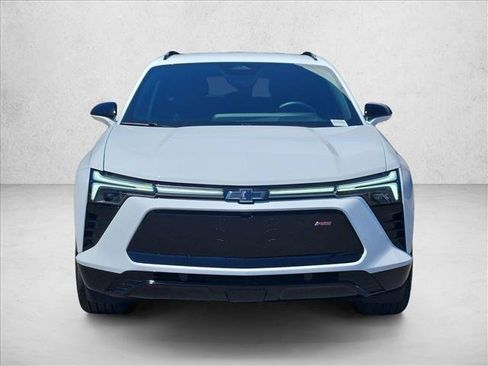 Certified 2024 Chevrolet Blazer EV RS RWD image 3