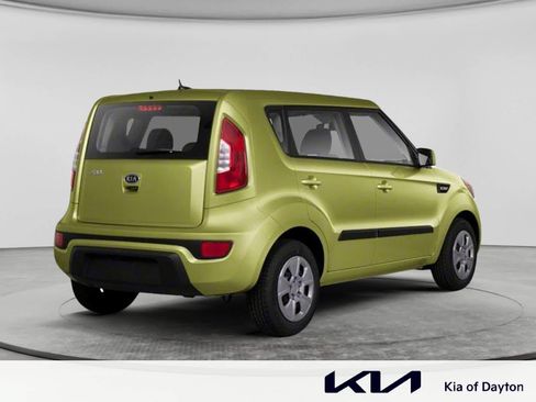 Used 2013 Kia Soul + w/ Audio Pkg FWD image 2