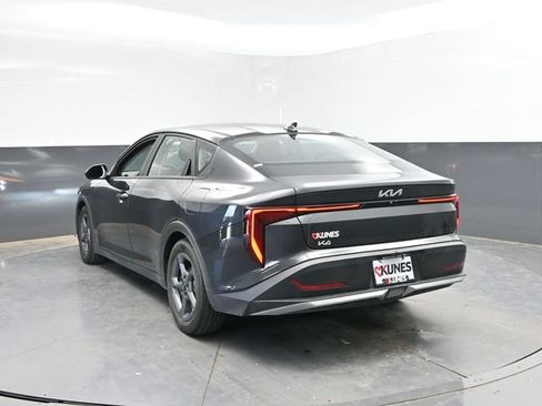 Used 2025 Kia K4 FWD image 11