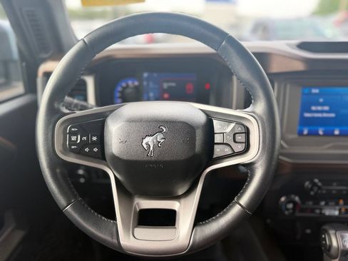 Used 2023 Ford Bronco Outer Banks AWD/4WD image 13