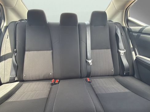 Used 2024 Nissan Sentra SV FWD image 26