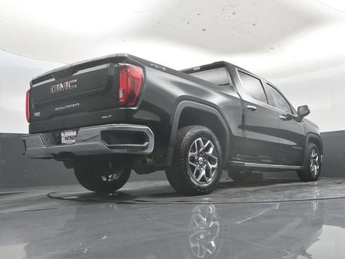 Used 2022 GMC Sierra 1500 SLT w/ SLT Convenience Package AWD/4WD image 47