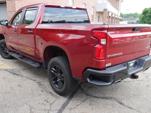 Used 2019 Chevrolet Silverado 1500 Custom Trail Boss w/ Custom Convenience Package AWD/4WD image 6