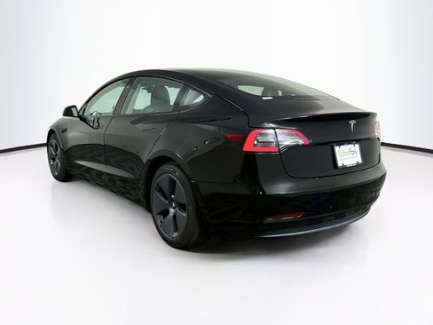 Used 2022 Tesla Model 3 Standard Range RWD image 5