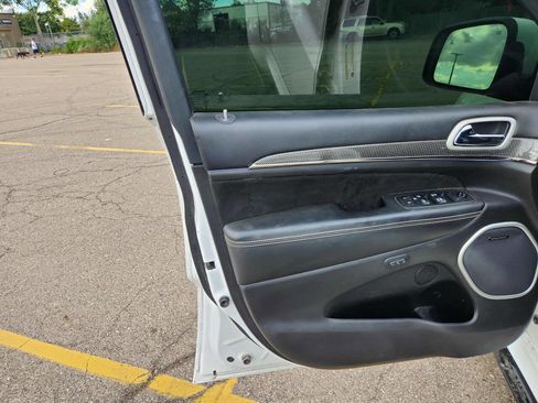 Used 2018 Jeep Grand Cherokee Trackhawk w/ Trailer Tow Group IV image 9
