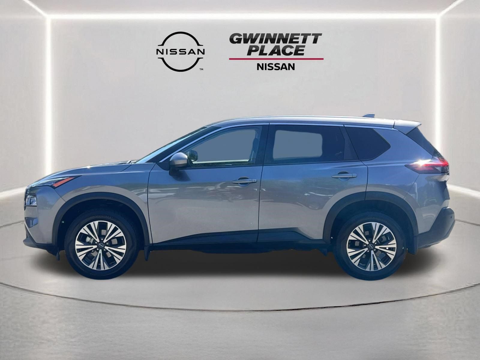 Used 2023 Nissan Rogue SV FWD image 20