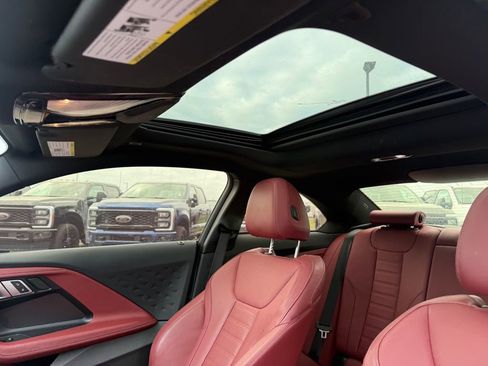 Used 2023 BMW 230i Coupe w/ Premium Package image 6