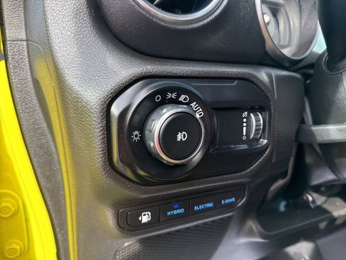 Used 2023 Jeep Wrangler Unlimited Rubicon 4xe w/ Cold Weather Group image 14