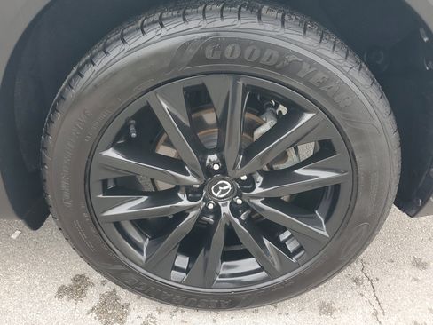 Used 2023 MAZDA CX-9 Touring Plus AWD/4WD image 9