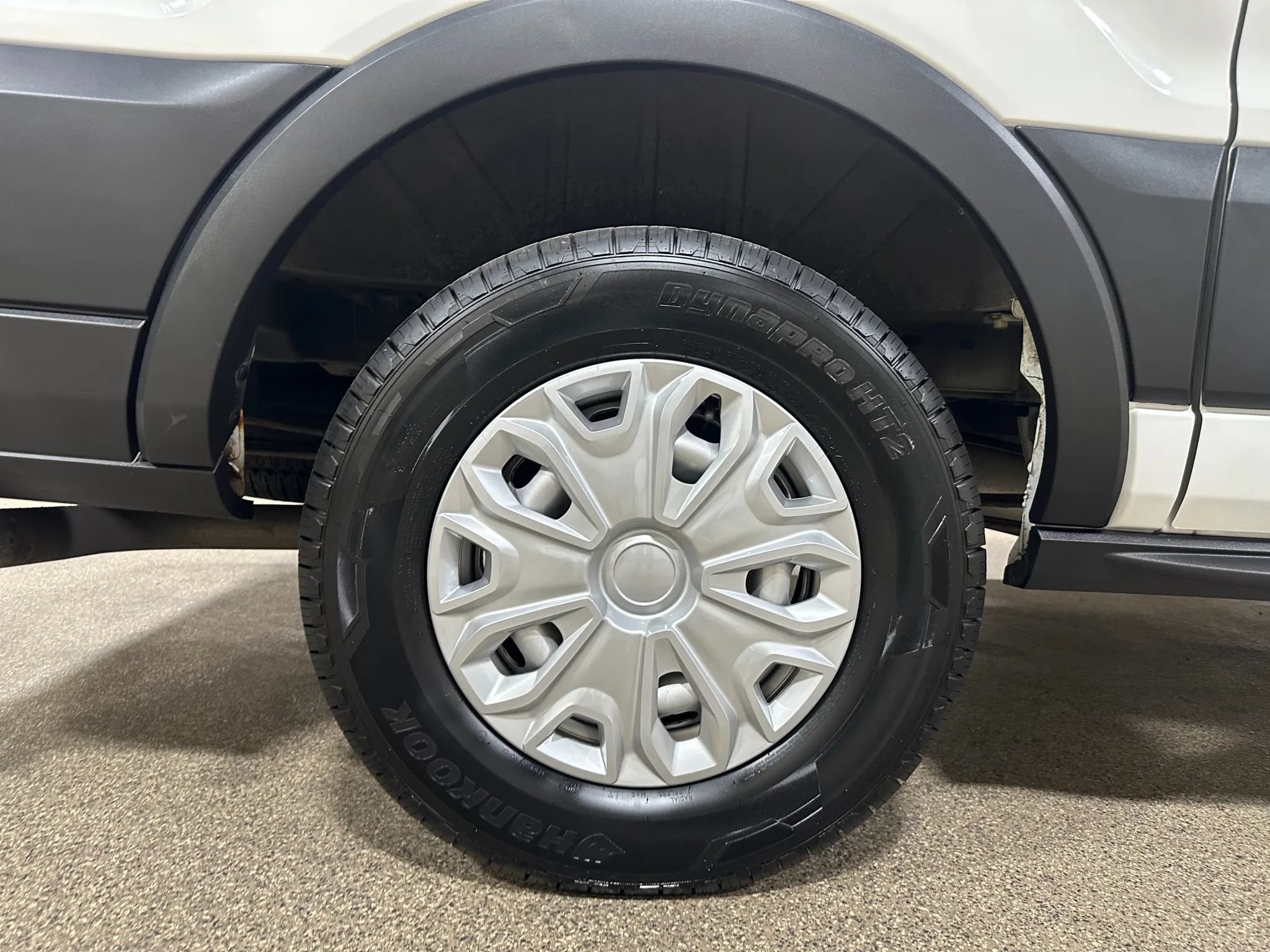 Used 2020 Ford Transit 150 XL RWD image 55