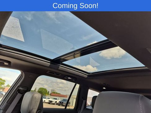 Used 2024 Cadillac XT6 Premium Luxury AWD/4WD image 19