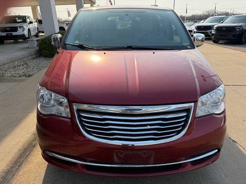 Used 2011 Chrysler Town & Country Touring-L w/ Entertainment Group #2 image 2