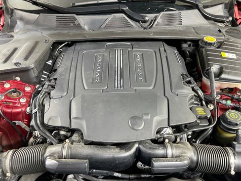 Used 2019 Jaguar XJ L Portfolio image 31