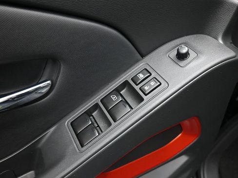 Used 2024 Nissan Frontier PRO-4X w/ Off-Road Protection Package image 6