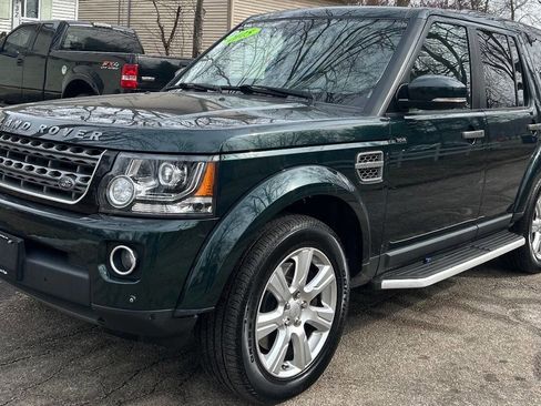 Used 2015 Land Rover LR4 HSE image 2