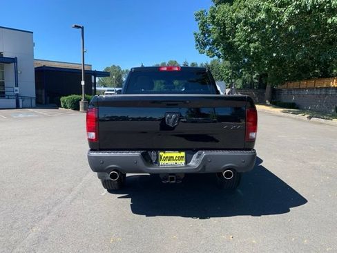 Used 2023 RAM 1500 Warlock AWD/4WD image 4