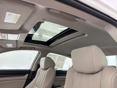Used 2021 Honda Accord EX-L image 15