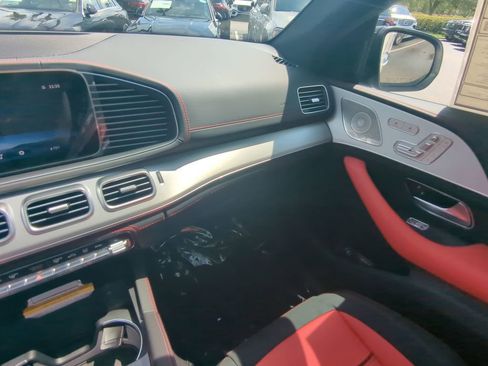 New 2025 Mercedes-Benz GLE 63 AMG S image 4