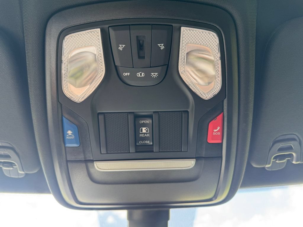 Used 2023 RAM 1500 Big Horn AWD/4WD image 36