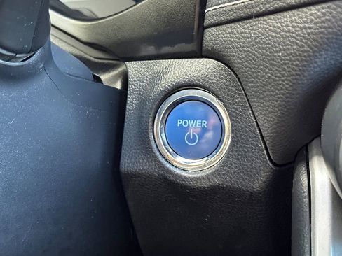 Used 2019 Toyota RAV4 Limited AWD/4WD image 24