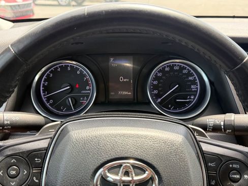 Used 2019 Toyota Camry SE FWD image 31