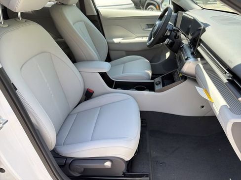 New 2026 Hyundai Kona Limited FWD image 15