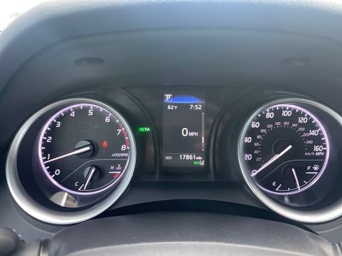 Used 2024 Toyota Camry LE w/ Convenience Package FWD image 10