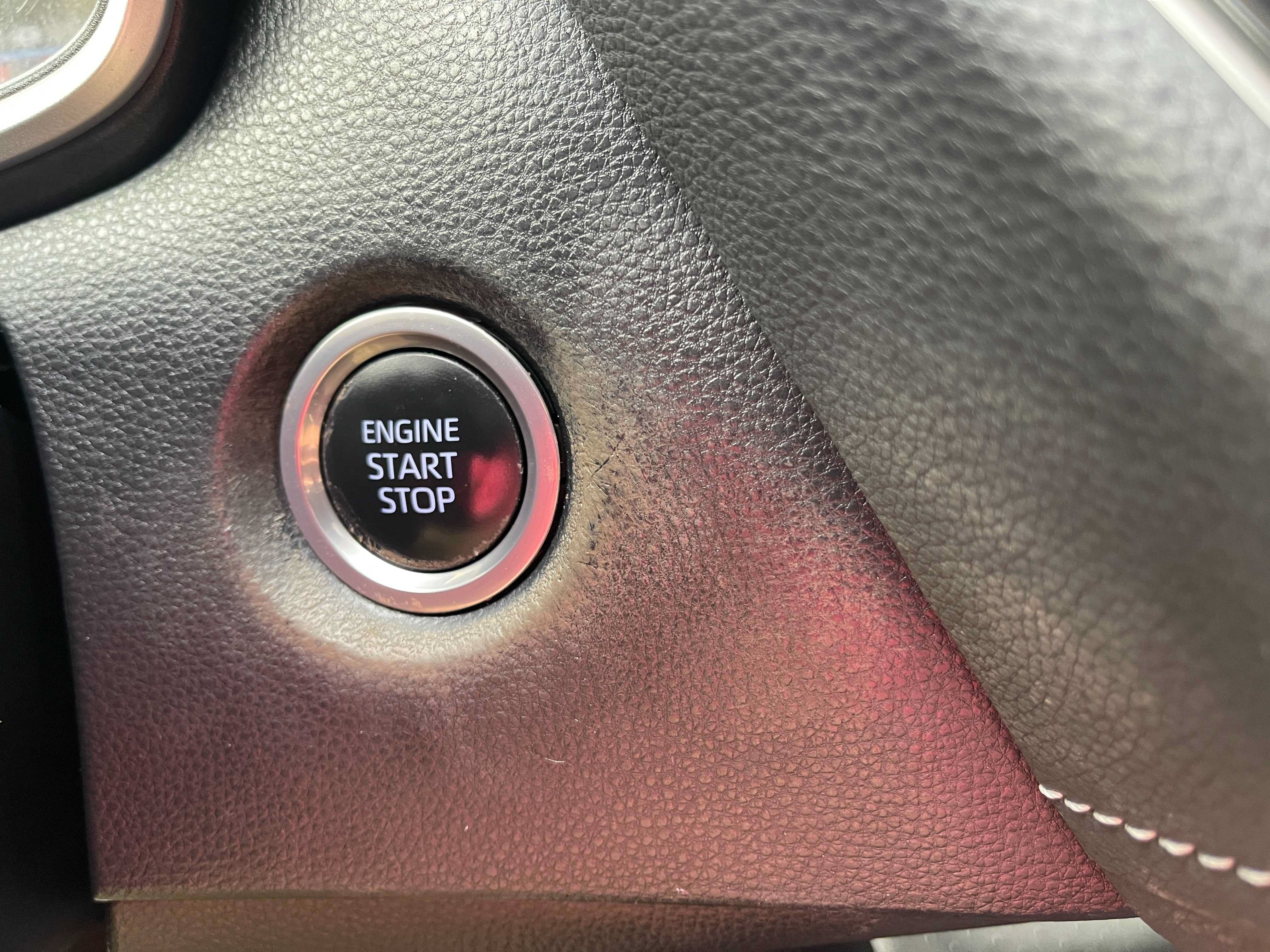 Used 2022 Toyota Corolla SE w/ SE Preferred Package FWD image 26