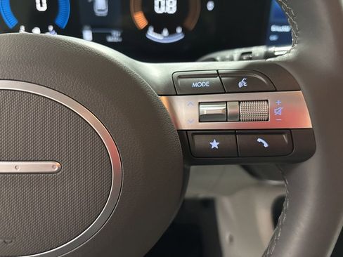 Used 2024 Hyundai Kona SEL AWD/4WD image 16