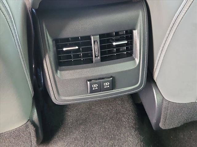 Used 2019 Toyota Avalon XSE FWD image 24
