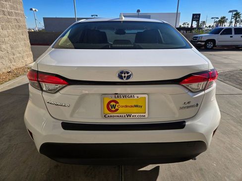 Used 2024 Toyota Corolla LE image 4