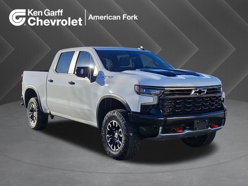 Used 2023 Chevrolet Silverado 1500 ZR2 w/ Technology Package image 1