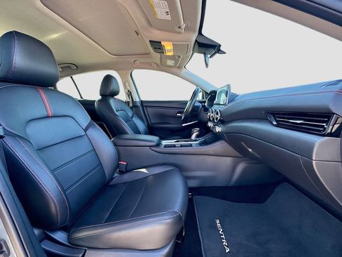 Used 2024 Nissan Sentra SR w/ SR Premium Package image 28