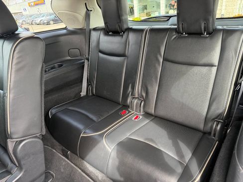 Used 2017 INFINITI QX60 AWD w/ Premium Plus Package image 12