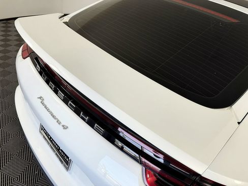 Used 2017 Porsche Panamera 4 AWD/4WD image 13