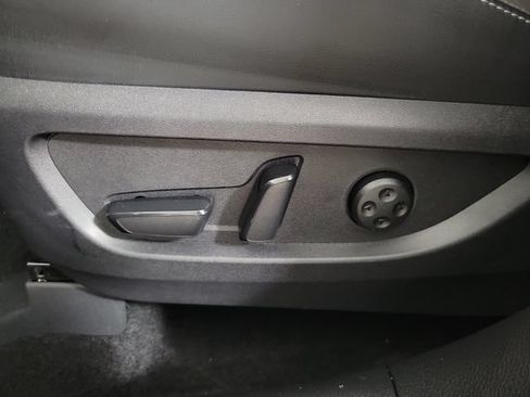 Certified 2025 INFINITI QX55 Essential AWD/4WD image 18