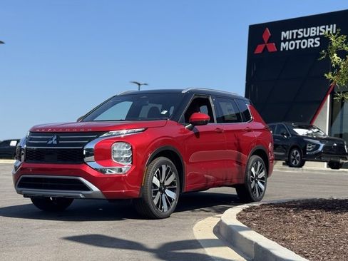 New 2025 Mitsubishi Outlander SEL image 7
