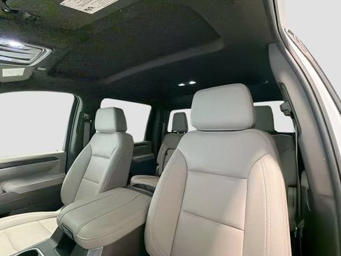 Used 2026 GMC Sierra 2500 SLT w/ SLT Convenience Package AWD/4WD image 20