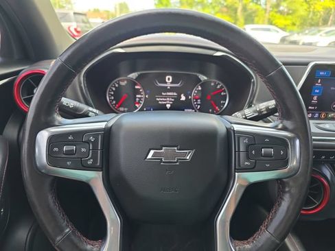 Used 2022 Chevrolet Blazer RS w/ Enhanced Convenience Package FWD image 18