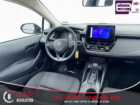 Used 2023 Toyota Corolla LE image 37