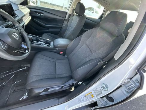 Used 2024 Honda Accord LX image 11
