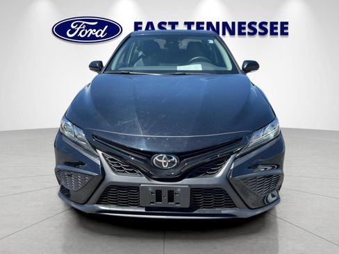 Used 2024 Toyota Camry SE FWD image 9