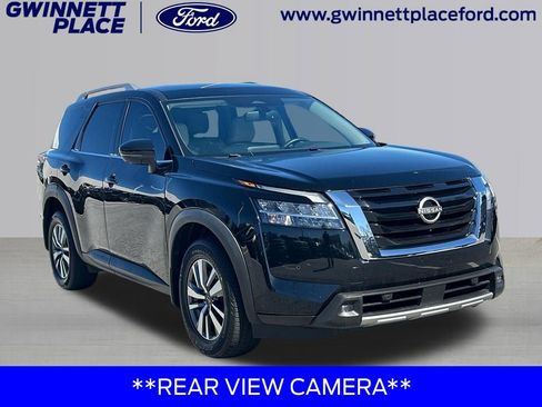 Used 2022 Nissan Pathfinder SL image 3